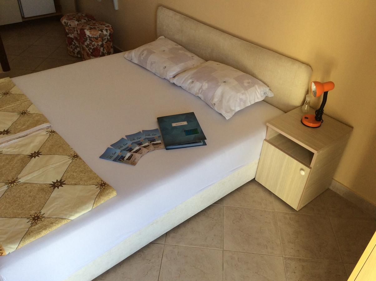 Apartments Simo Petrovac Екстериор снимка